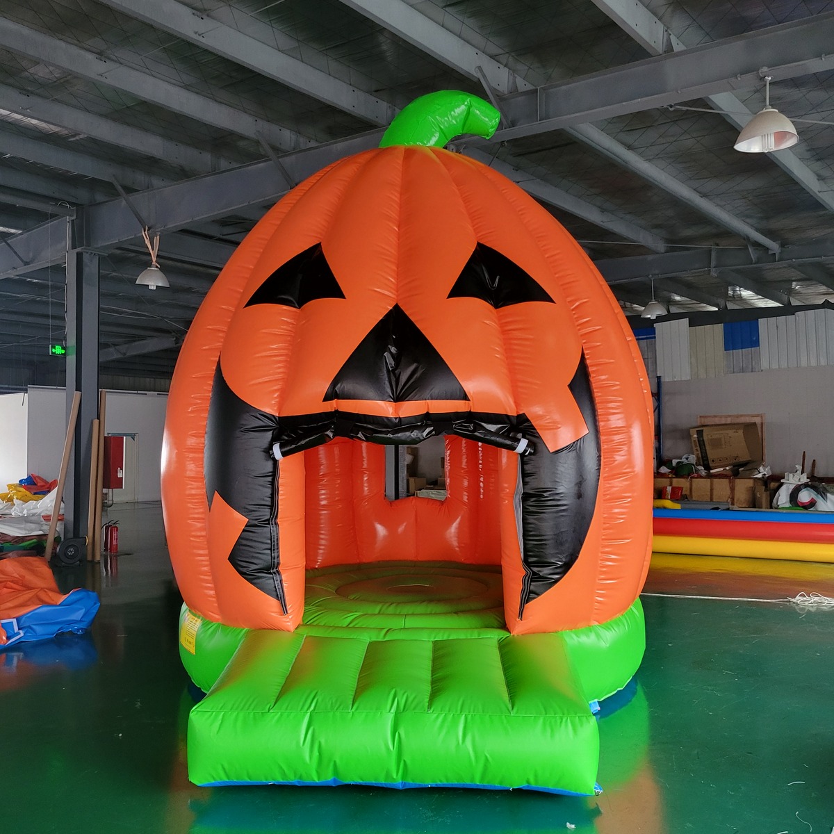 Kids Outdoor Play Equipment - Rumah pantul tiup berbentuk kastil untuk