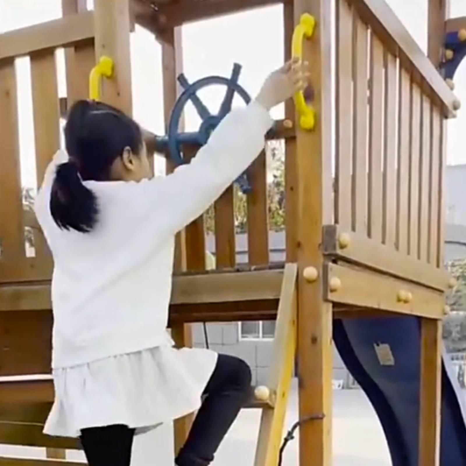 Pegangan Panjat Plastik untuk  - Kids Outdoor Treehouse ulasan dan harga